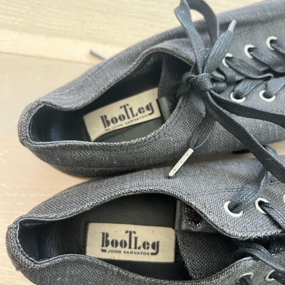 BooTLeg by John Varvatos Men’s cloth low trainers Sneakers Size 10 M - Picture 8 of 8
